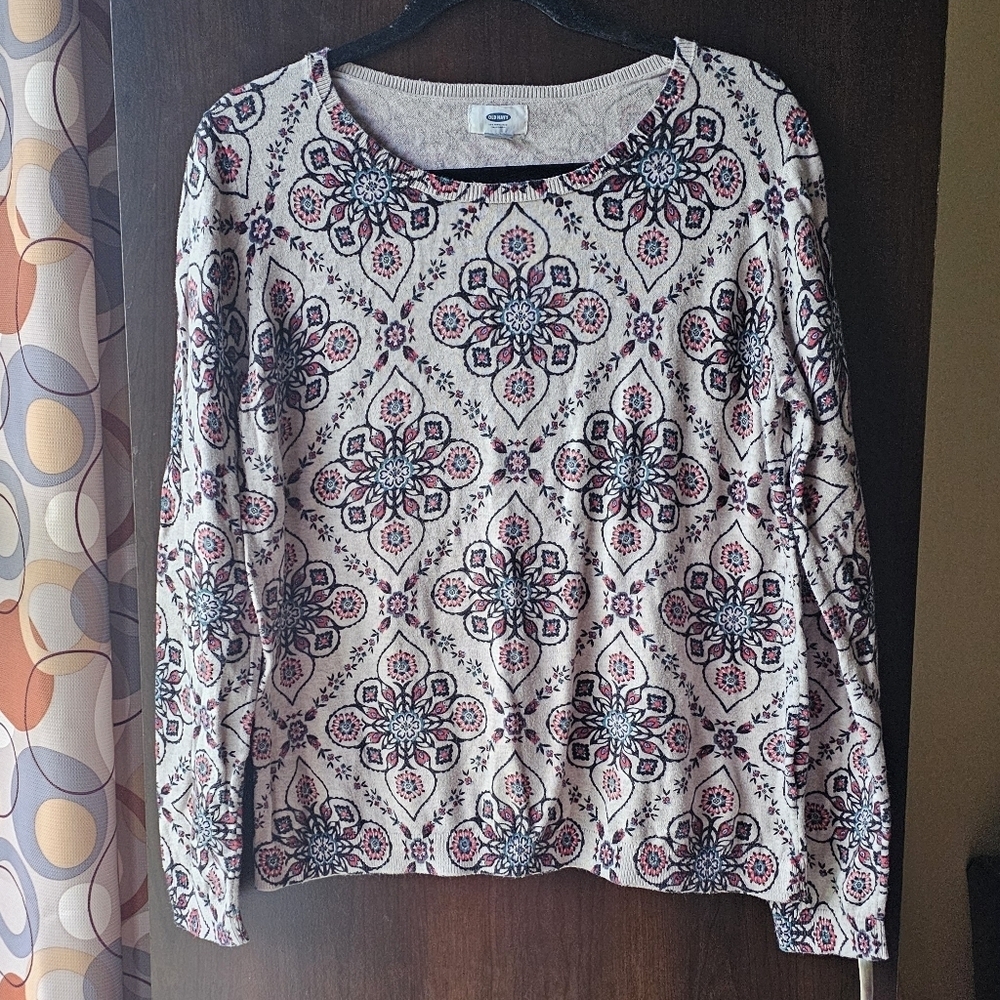Old Navy Cream and Pink Patterned Long Sleeve Top Size XL